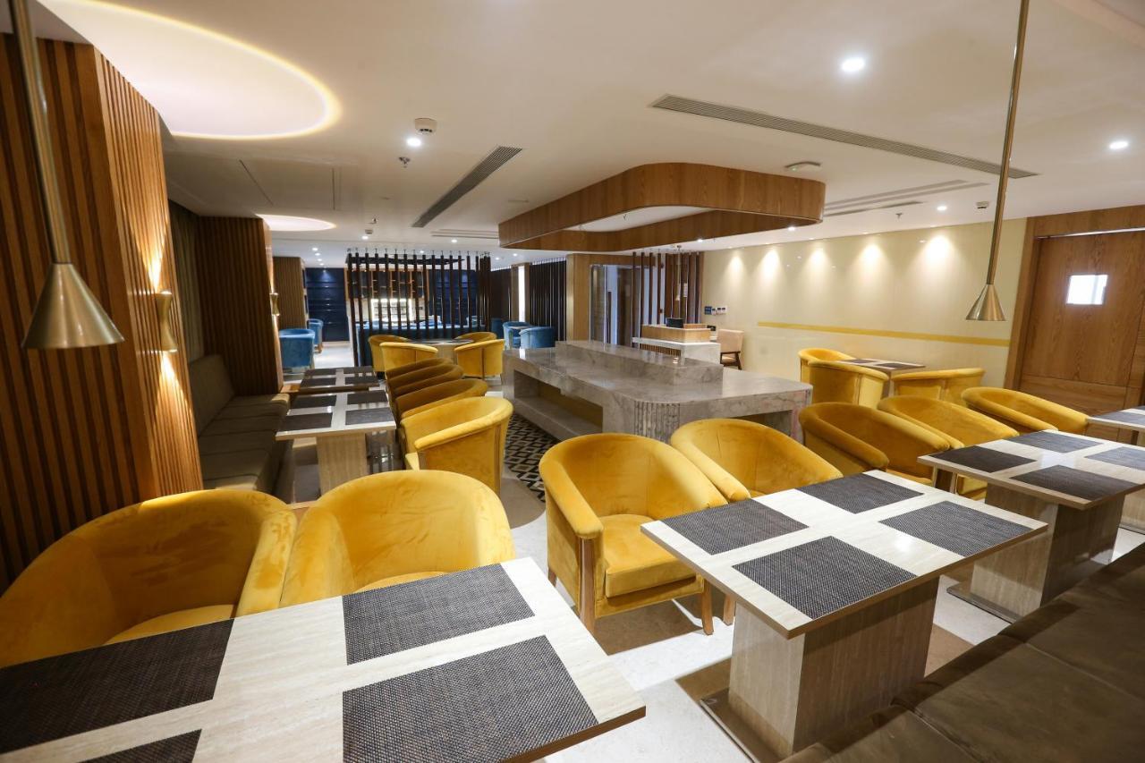 The Jagat Hotel And Spa Udaipur Kültér fotó