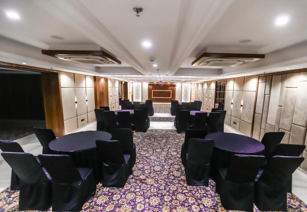 The Jagat Hotel And Spa Udaipur Kültér fotó