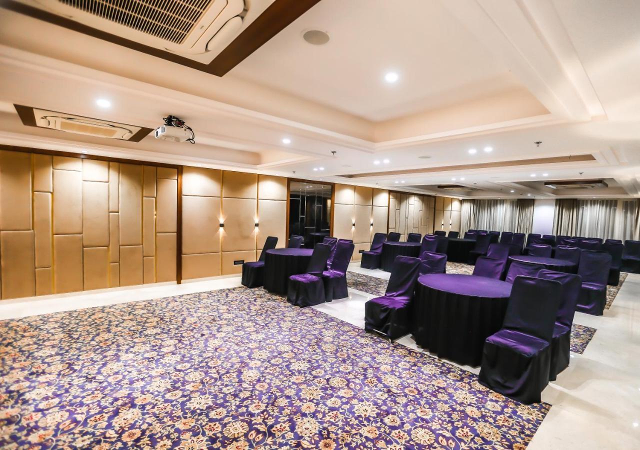 The Jagat Hotel And Spa Udaipur Kültér fotó