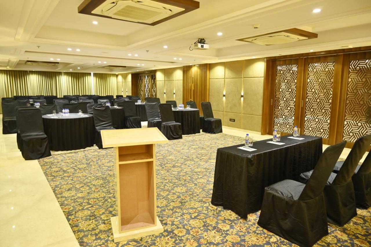 The Jagat Hotel And Spa Udaipur Kültér fotó