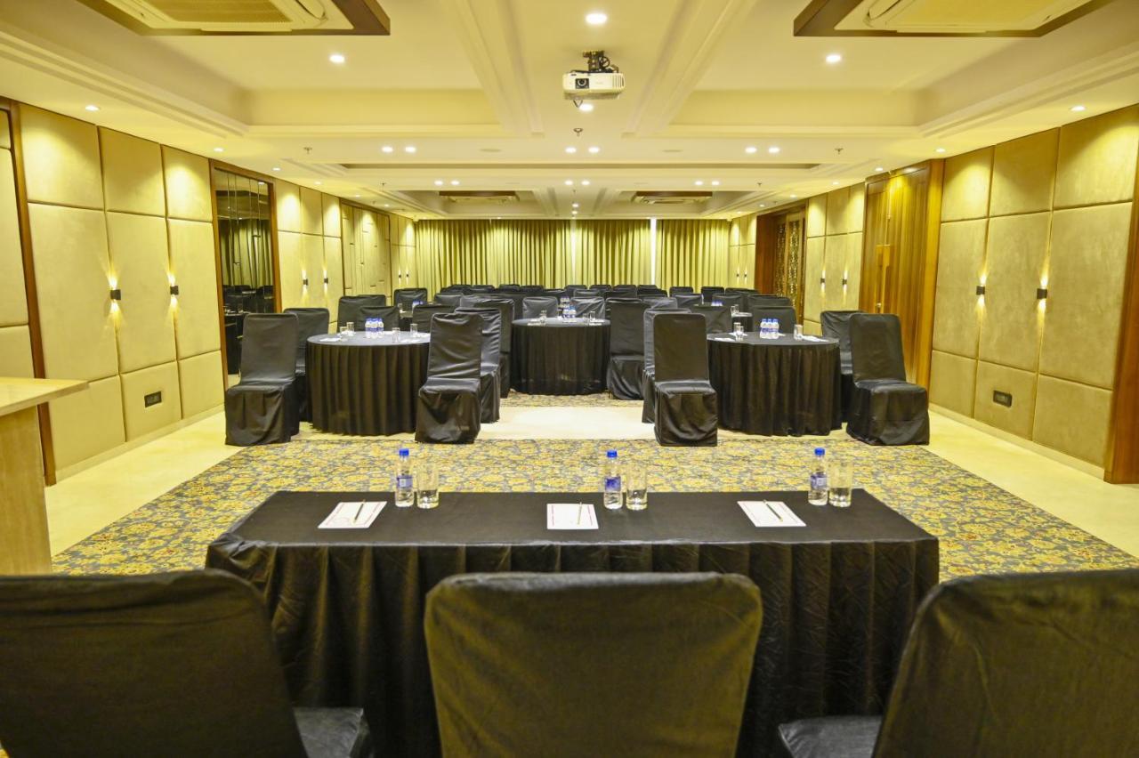 The Jagat Hotel And Spa Udaipur Kültér fotó